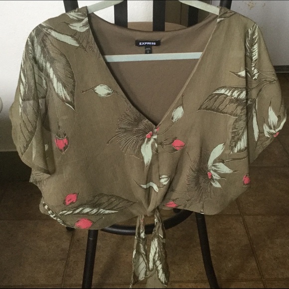 Express Tops - Express chiffon tie front top